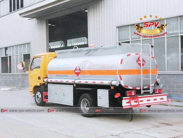 4,000 litres Fuel Dispensing Truck Yuejin - LB